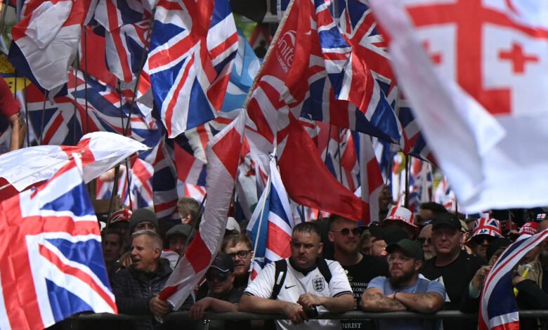 Rival Protests Take Place in London, With a Major Security Effort