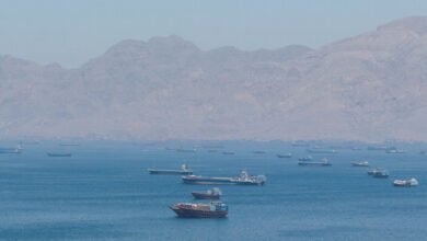 Iran War Live Updates: As Talks to End War Resume in Qatar, U.S. Conducts Strikes on Iran’s Gulf Coast