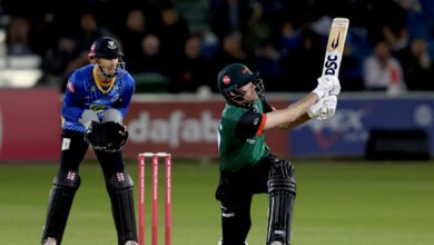 Ashton Turner half-century guides Foxes to victory at Hove