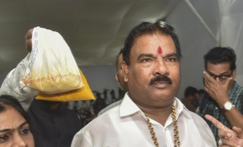 Court allows police interrogation of Shiv Sena MLA Sanjay Gaikwad over threat to publisher